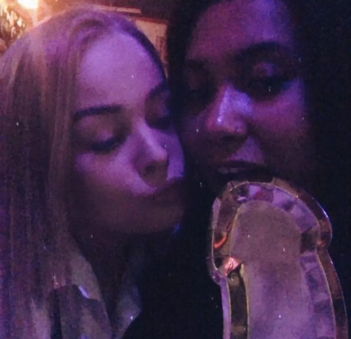 Hii, any bully who wants to fuck mu mommy, sis and gf?