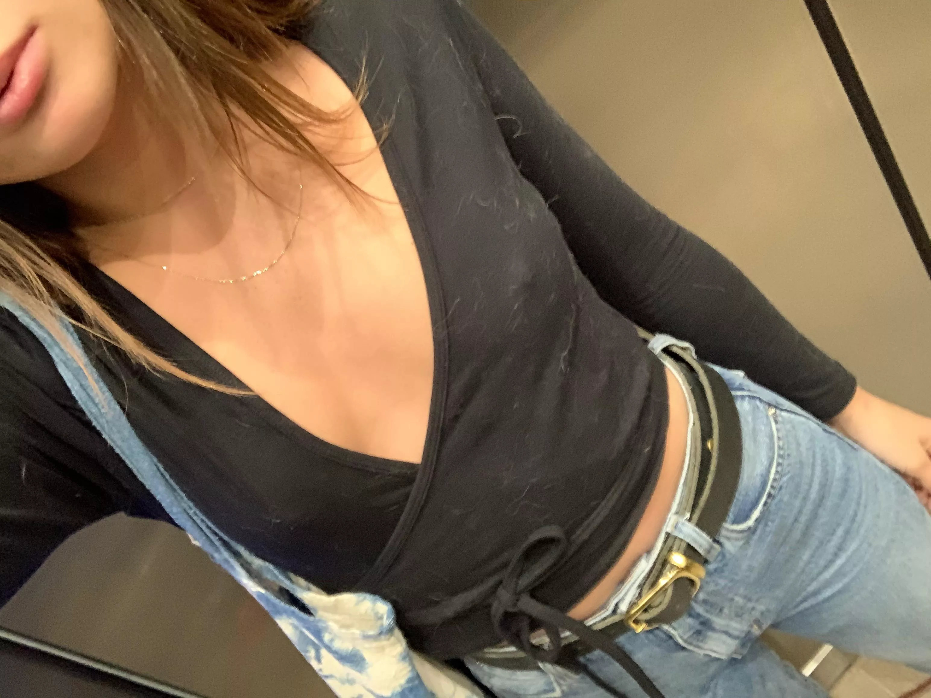 I hugged a furry dog, anyone have a lint roller? 😂