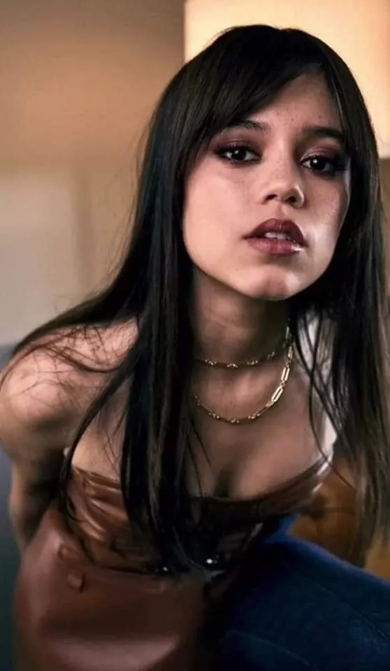 I just love Jenna’s gorgeous face