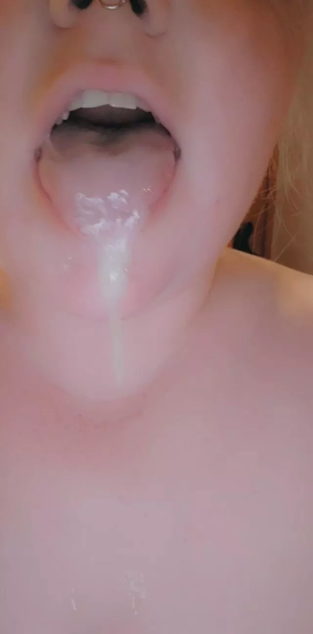 I love playing with cum