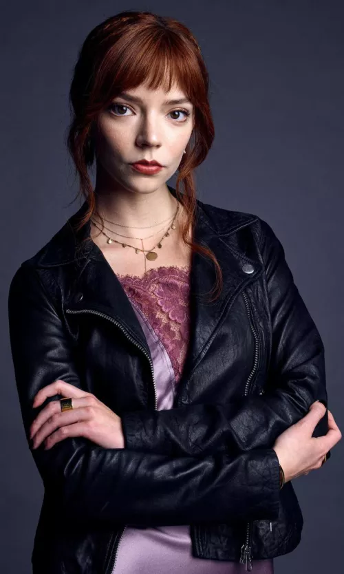 I'd love to start edging for days again and Anya Taylor Joy is making me feel so crazy so I'd love to lose my mind to her.