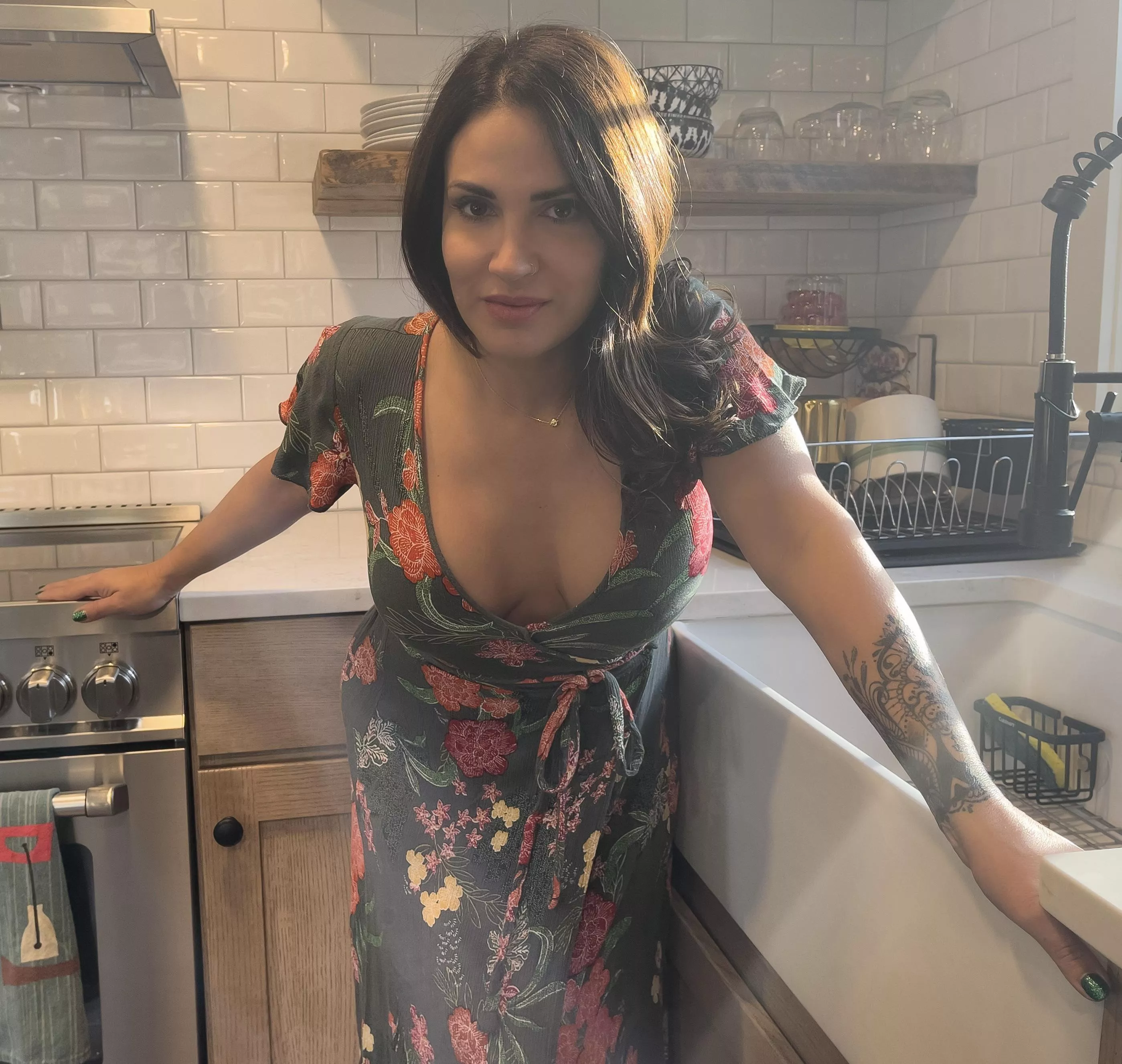 I’m glad you came over. I really need help with my plumbing. 44[F]