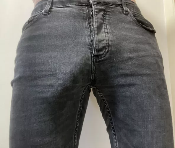 Is it lazy to post your profile pic? I hope it’s the sort of thing you go for here