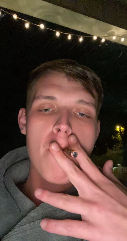 It’s a ritual: Always gotta have my 🌱🍃 before I hop online lol. Anybody else?🌞🫶🏻