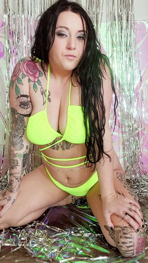 it's my birthday ill smoke and fuck if I want too 💨