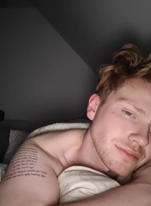 Just got into bed and already rocking bed hair... time truly does fly