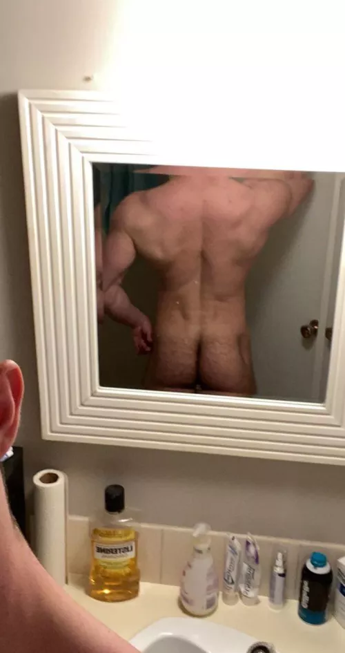 Let’s see how you handle my ass 😈