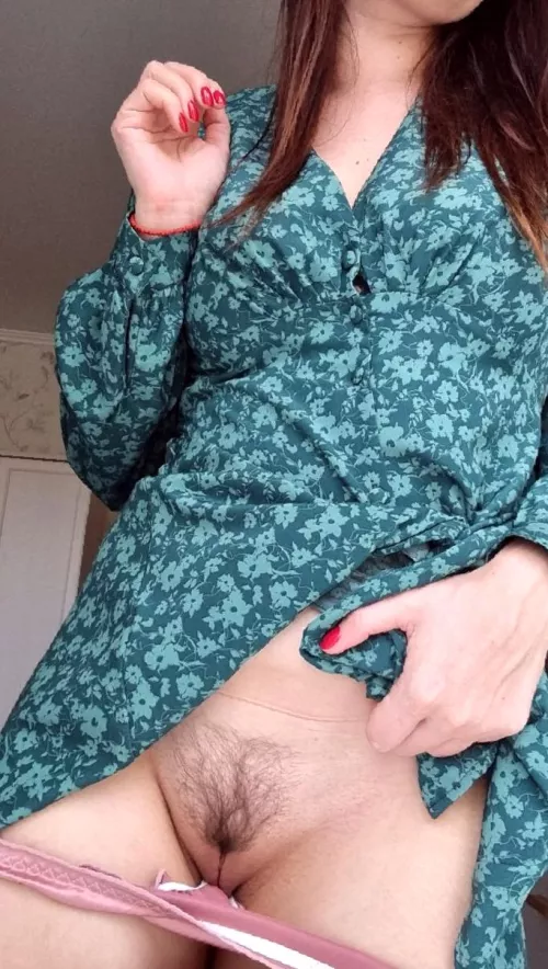 Lick my perfect innie!