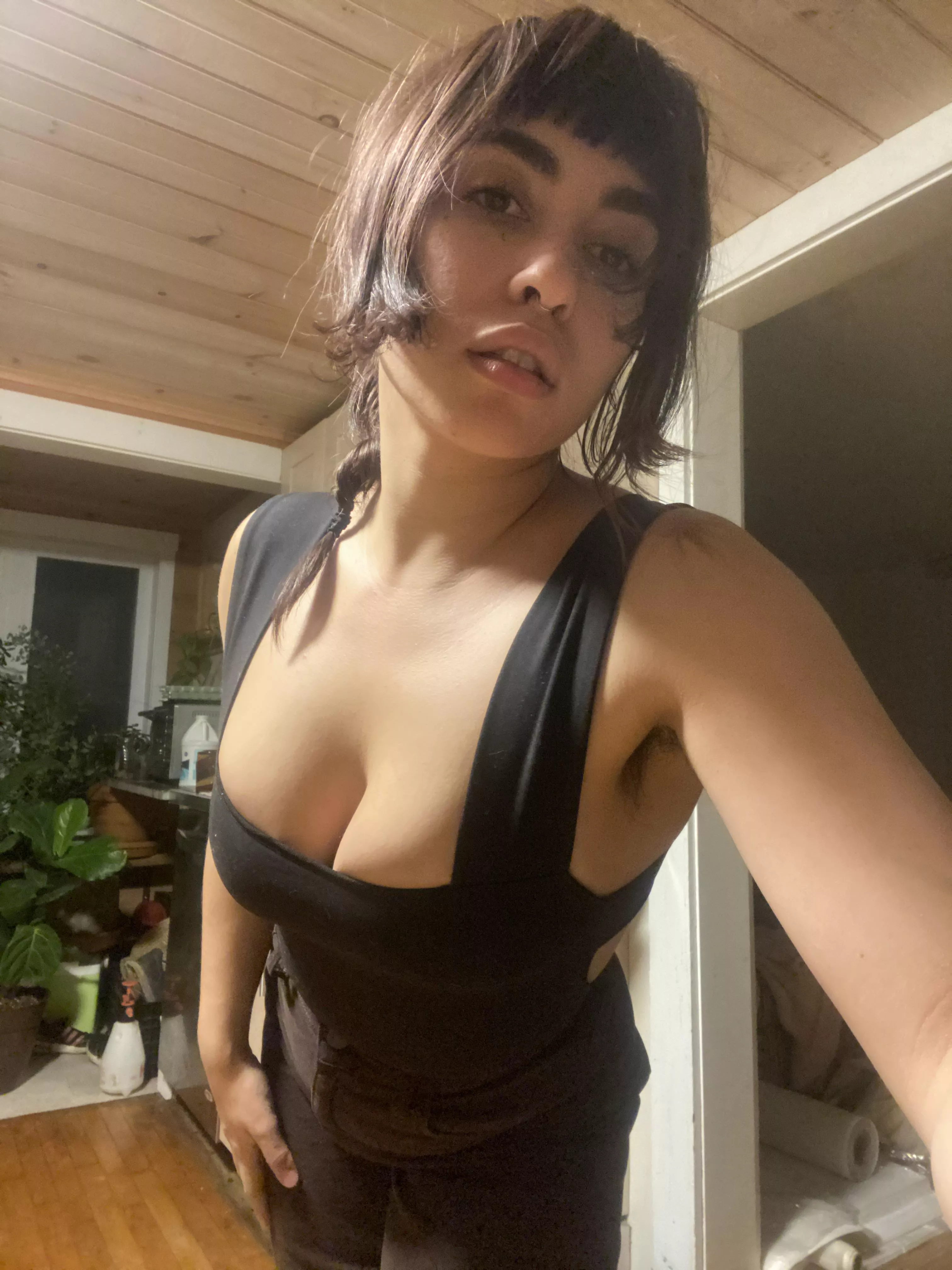 Like this outfit on me?