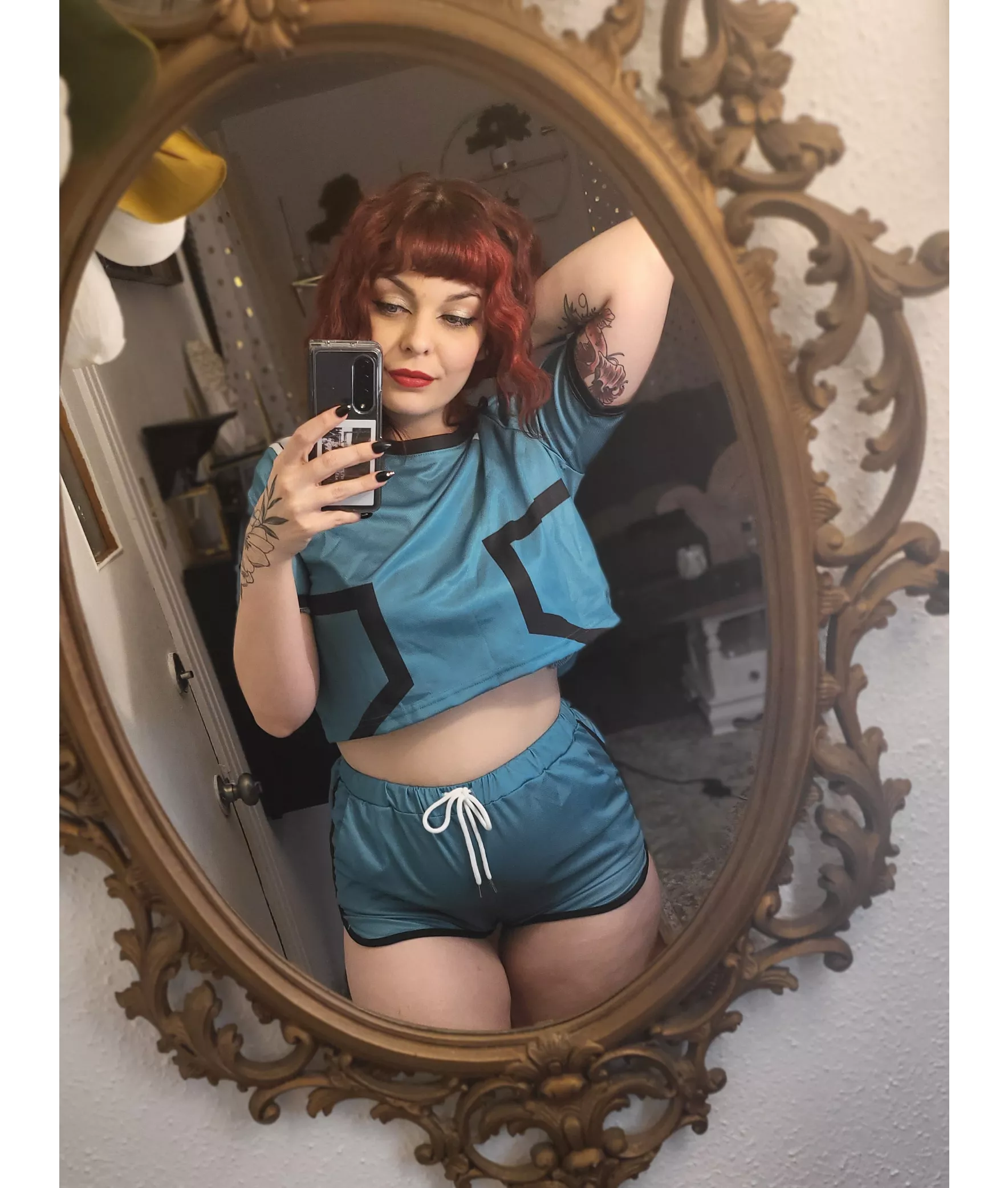 My powers are stored in this phatass 🤫