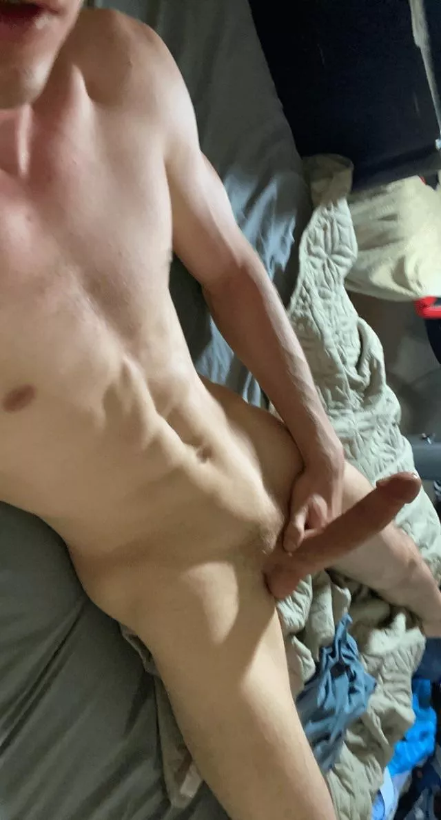 Need a bro bouncing on this cock today (22)