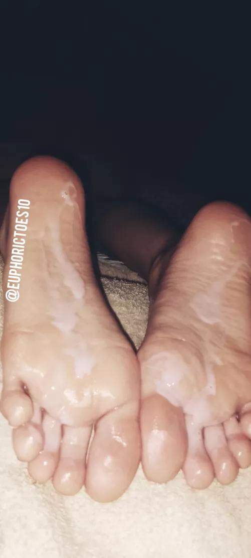 Omg that felt warm 😲 💦💦