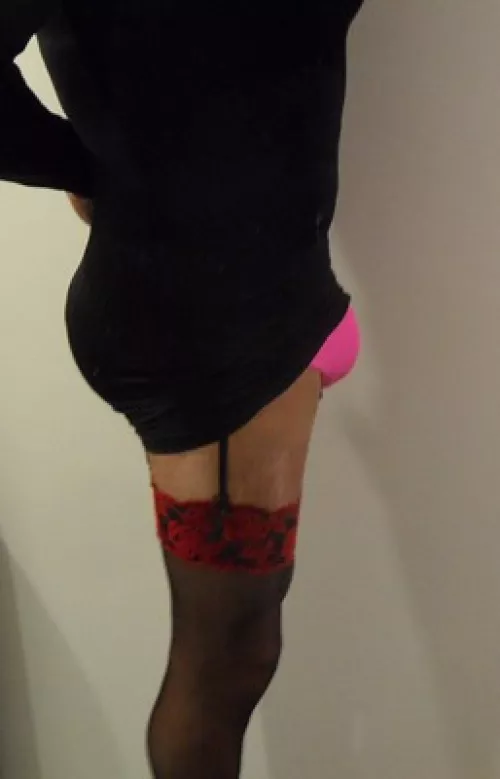 Pink panties poking out!