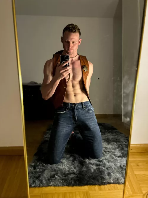 Save a horse, ride a cowboy