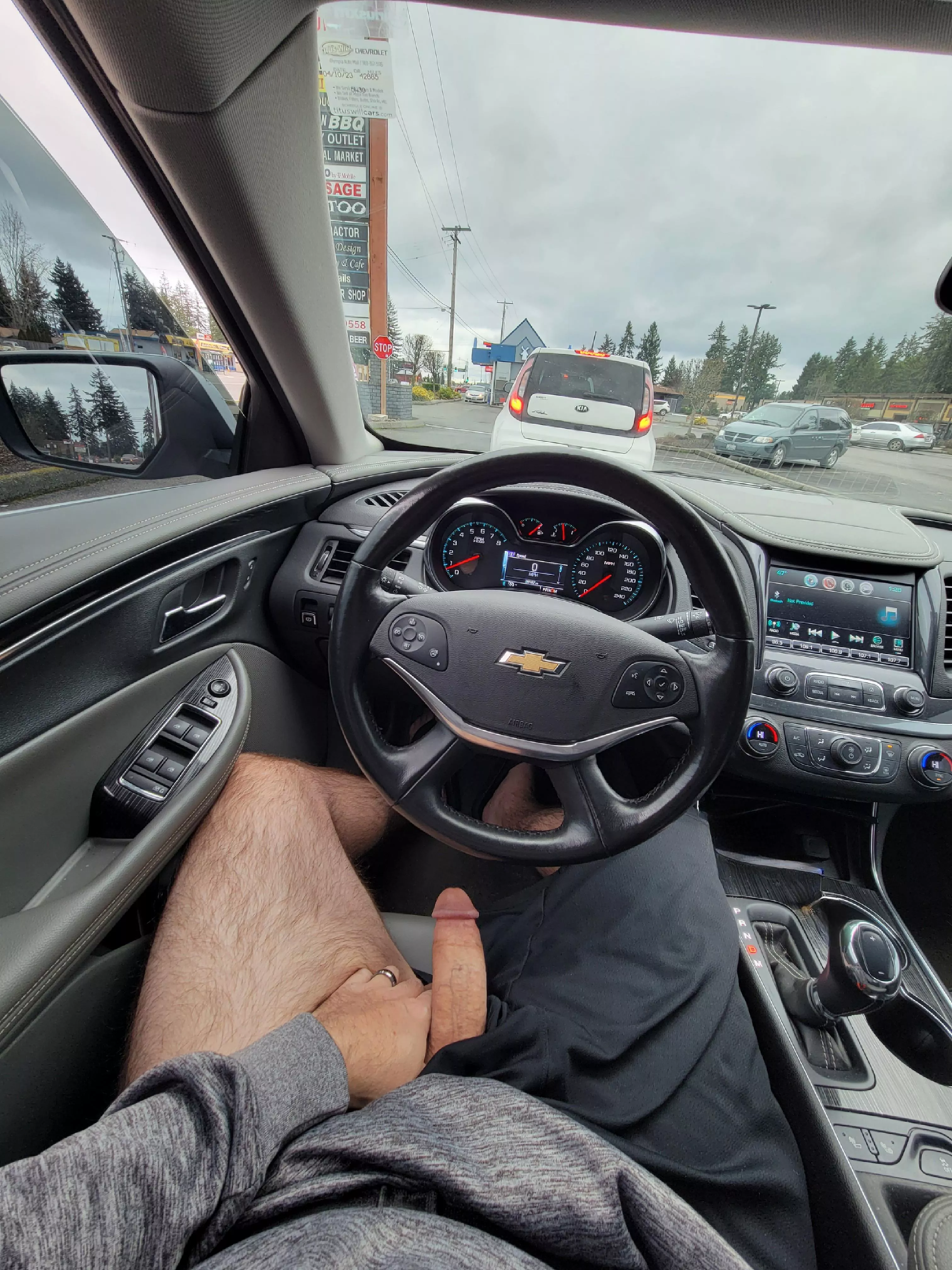 Scrolling Reddit while waiting in line has this [45] year old dad a bit too worked up. Need to calm down before it's my turn to order 😜