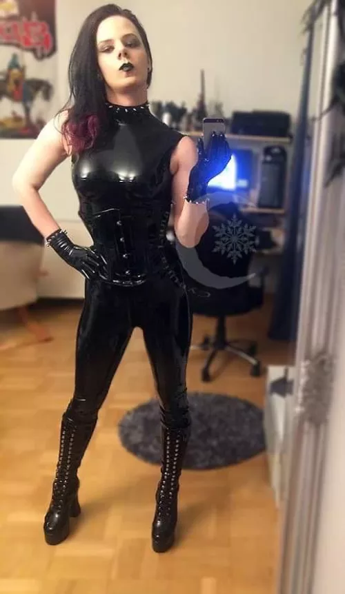 Shiny - Check. Goth - Check. Badass - Absolutely. (OC)