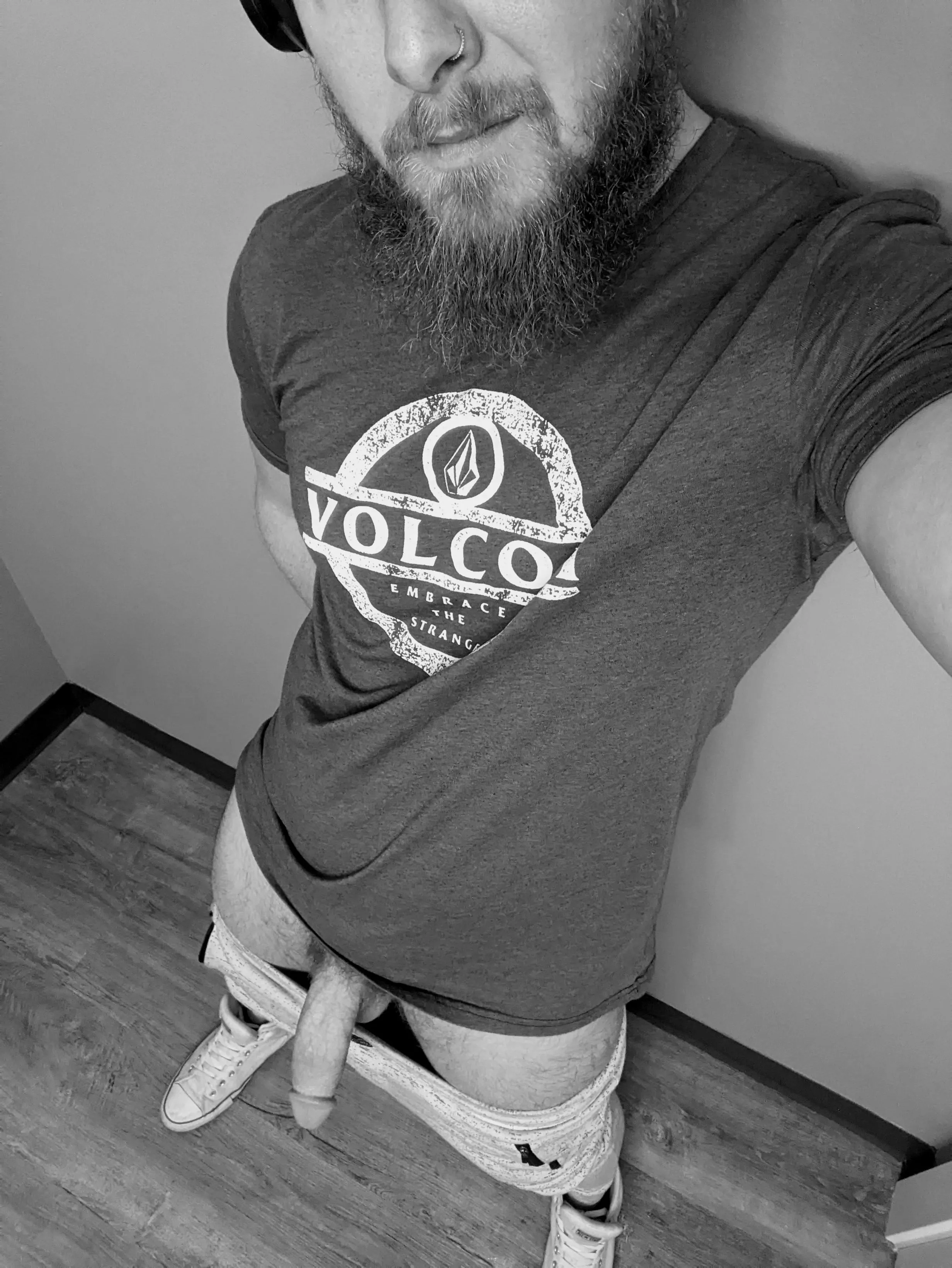 Sunday cumday! Who wants to make me cum?