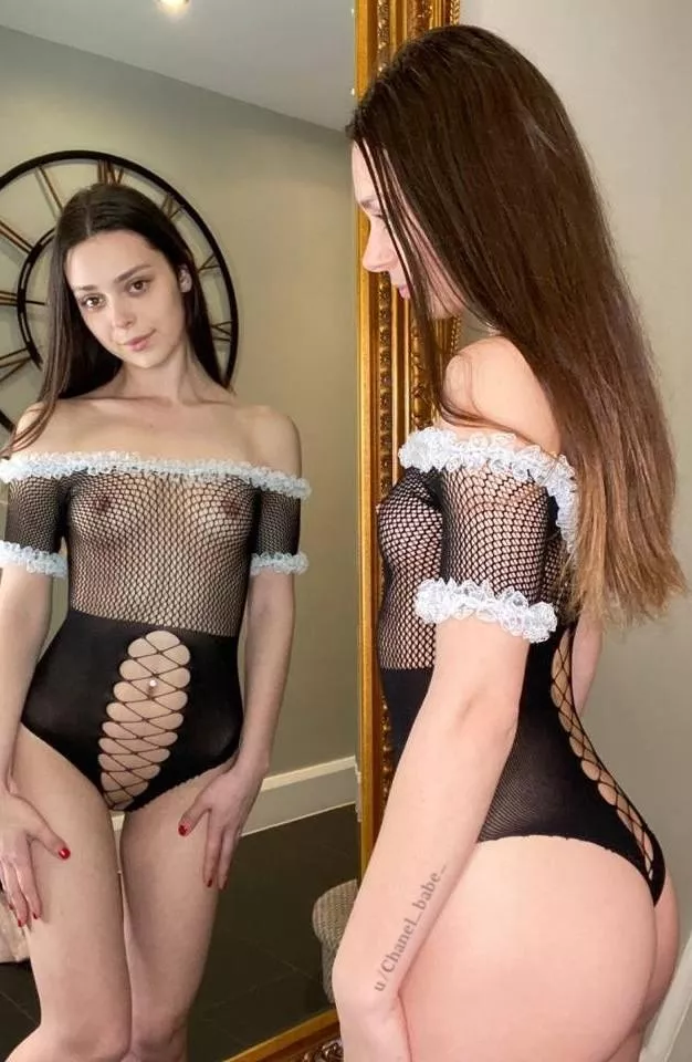 Tiny tits deserve to be seen