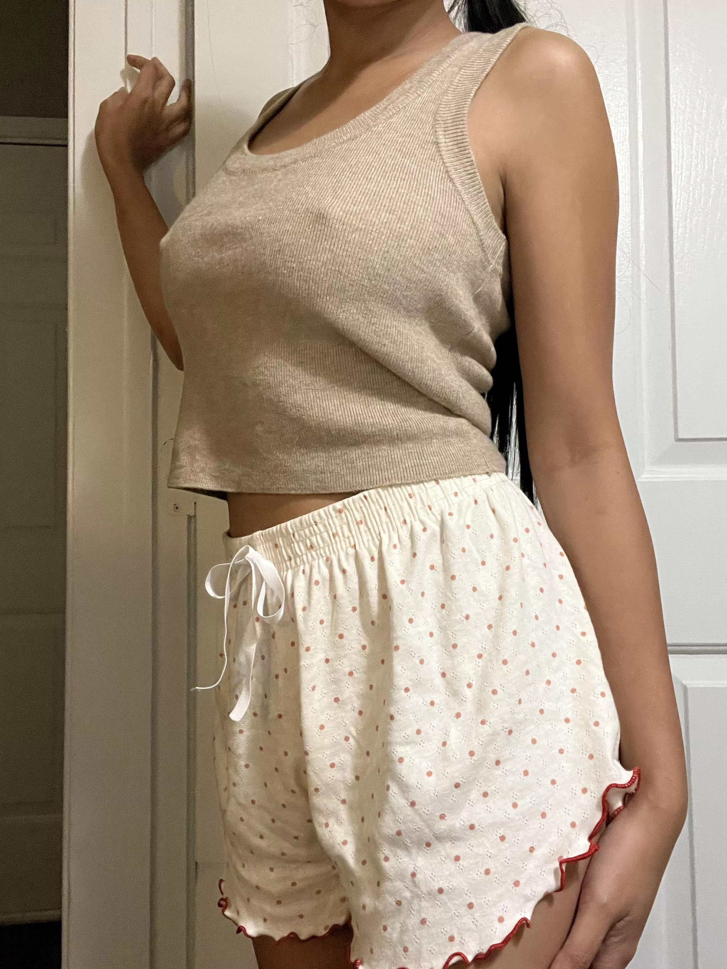 Who’s an early bird this morning?