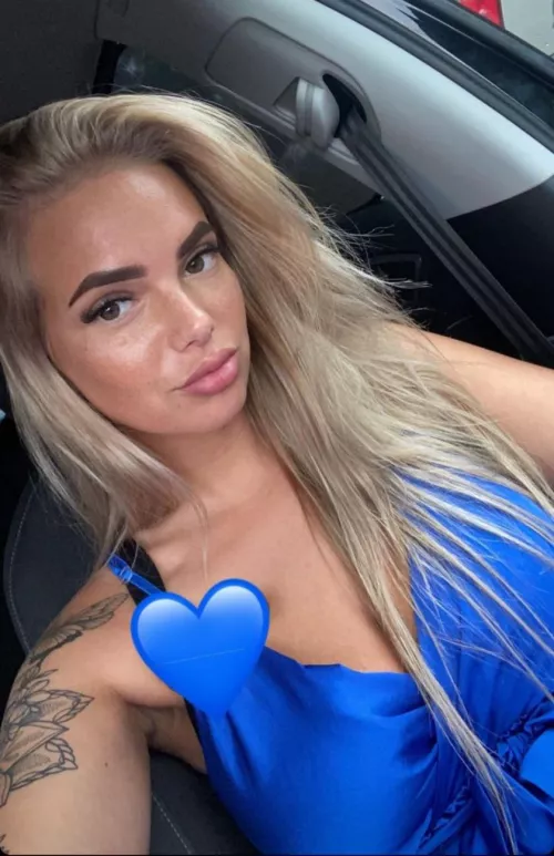 Would throat fuck the shit out of this slut!