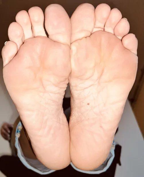 Would you bury your face in my soles?