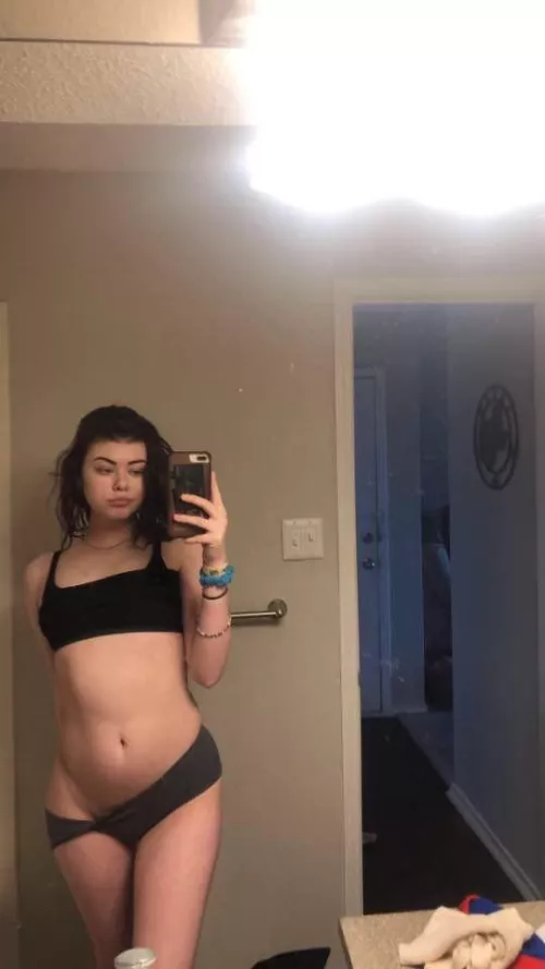 Would you obey me and my girls if I add them to our groupchat ? 😈 Sna🅿️chat mollyplayhouse 🫶🏻