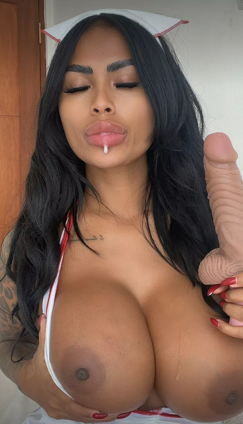 You can tell i am a naughty slutty bimbo