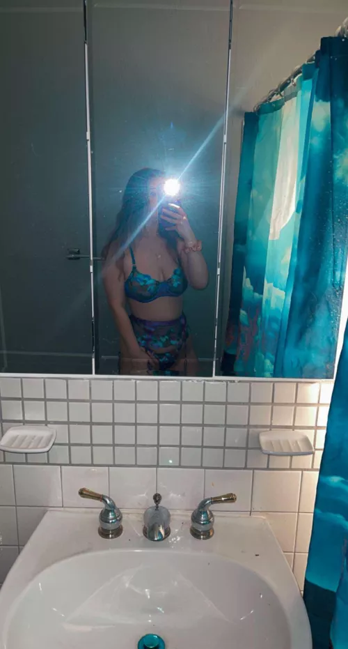 20F I absolutely love my tits in this