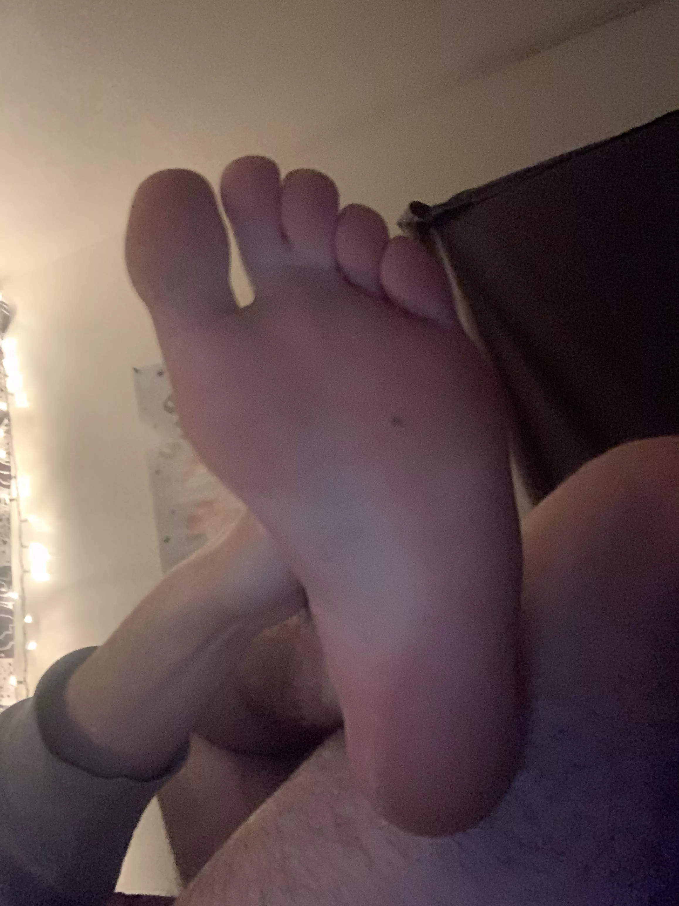 20m i love feet sm.