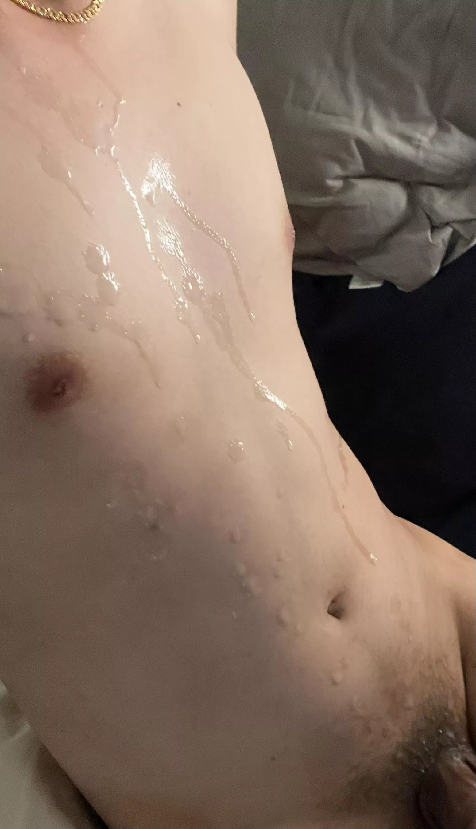 [21] Who wants to lick it off