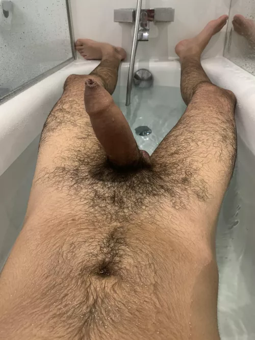 [22] Full natural man look