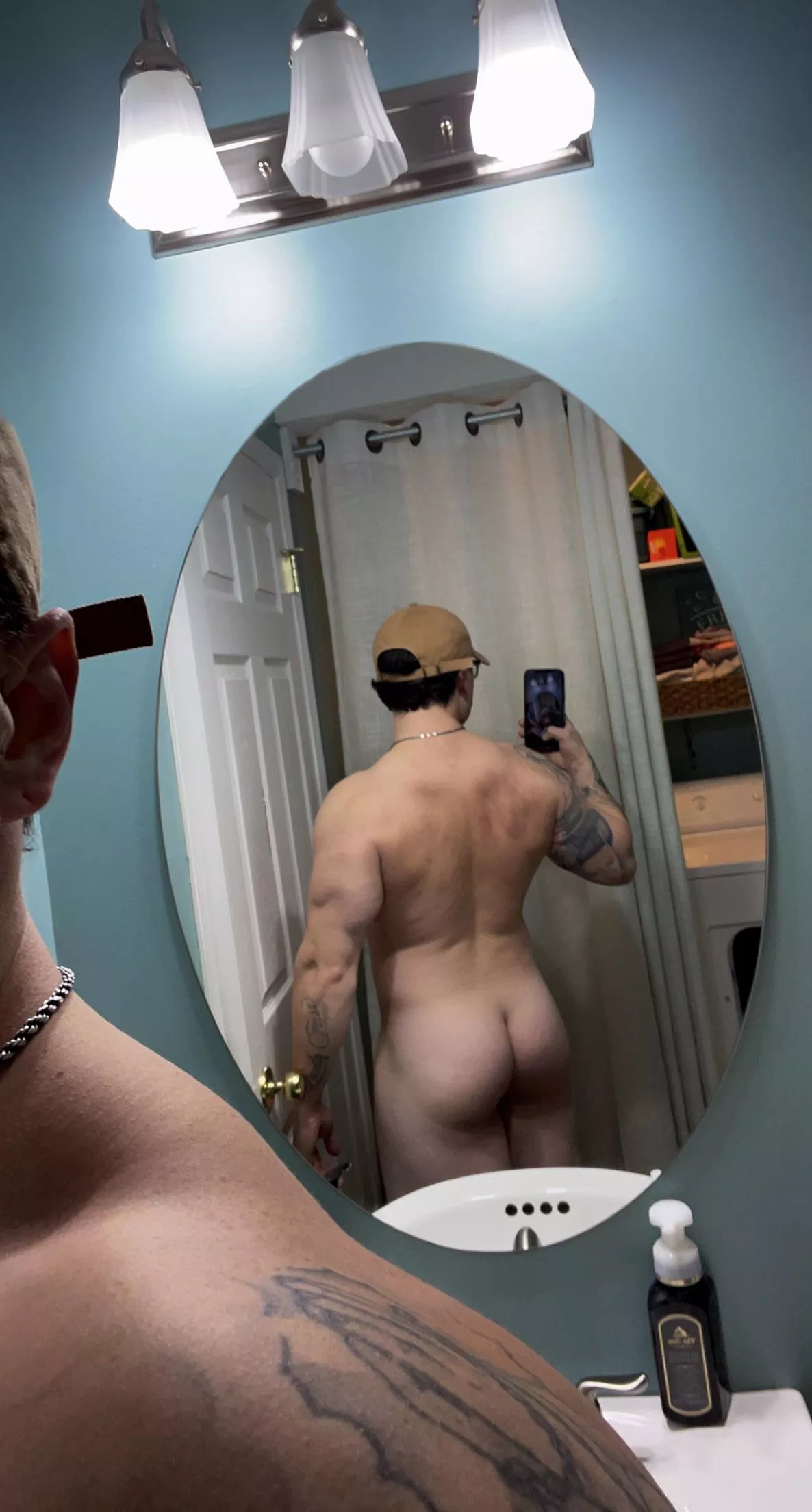 26 5’5” - Feeling solid at 168lbs 🎂