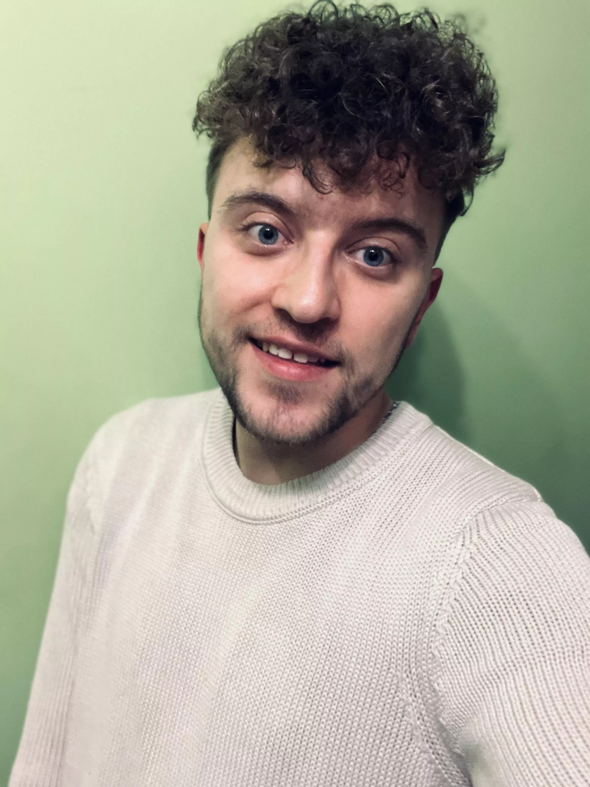 26, do we like curls? ✨