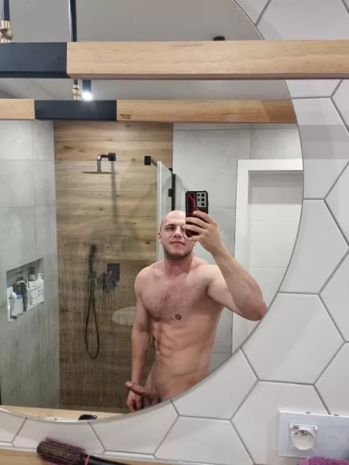 [31] Bi-curious Guy With Tasty Muscles, Abs And Really Hard D