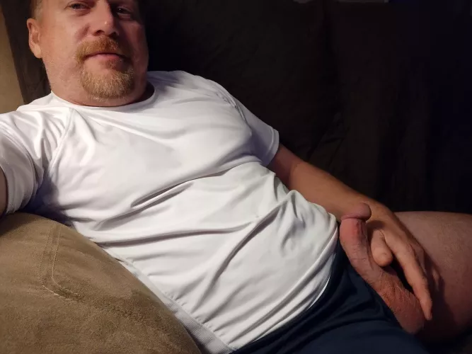 (46) ginger dad bod!