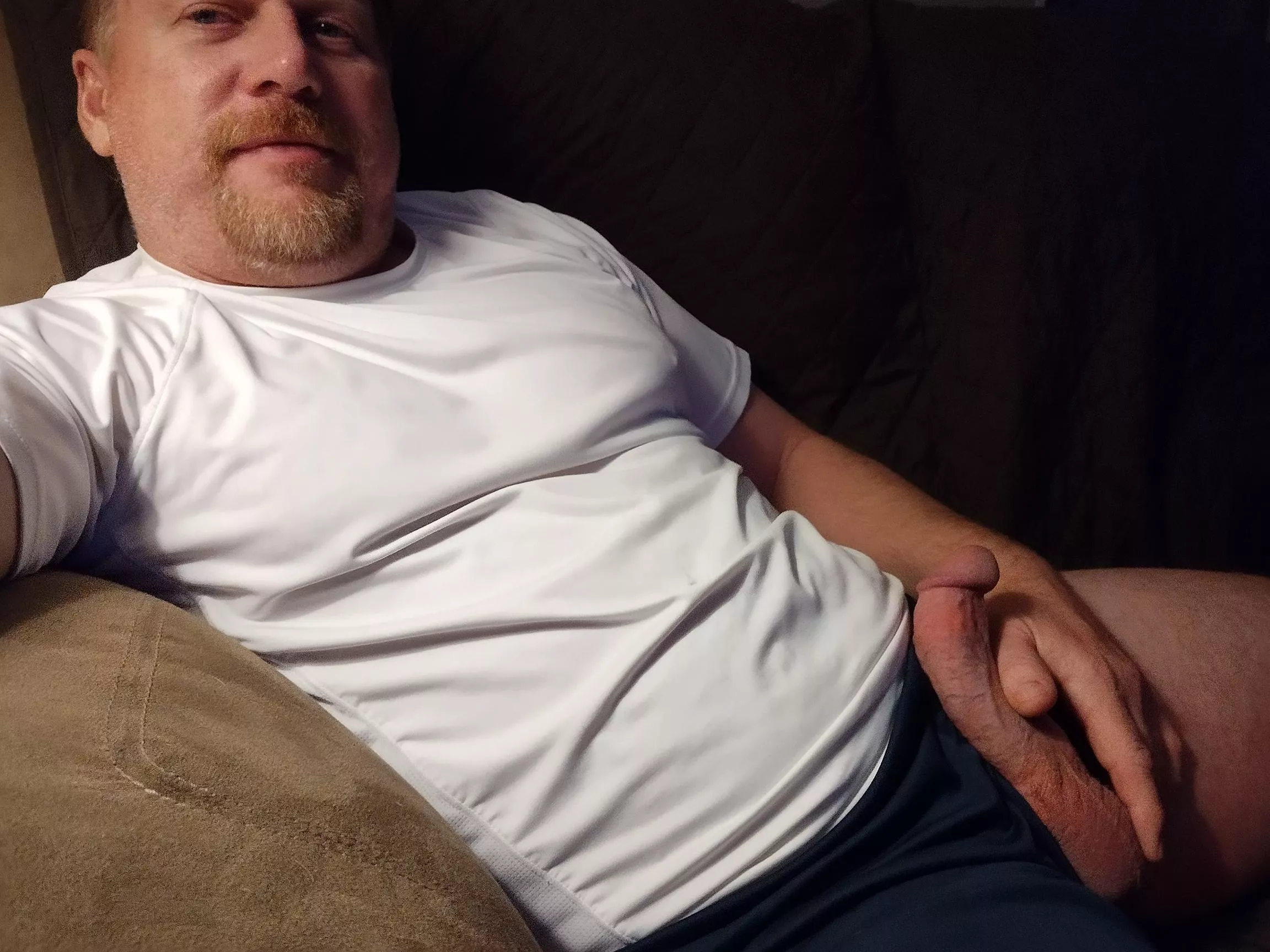 (46) ginger dad bod!