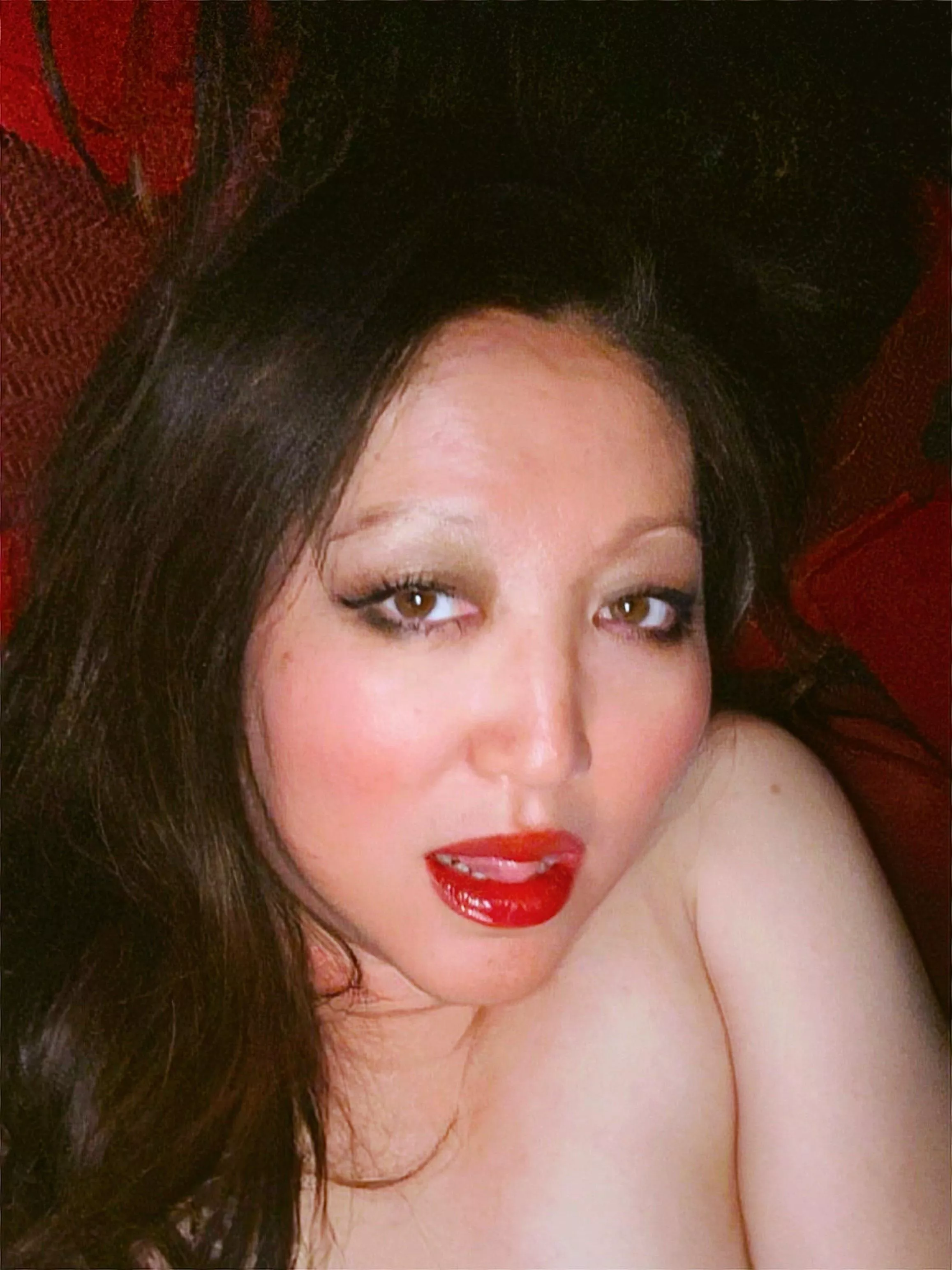 A red lip never goes out of style Xoxo