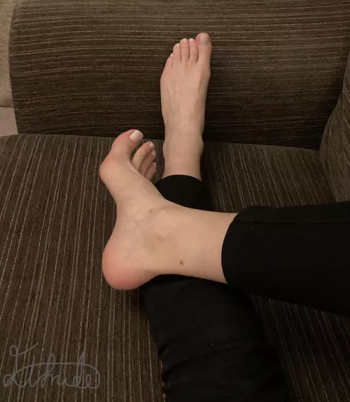 Arches and toes to start the day