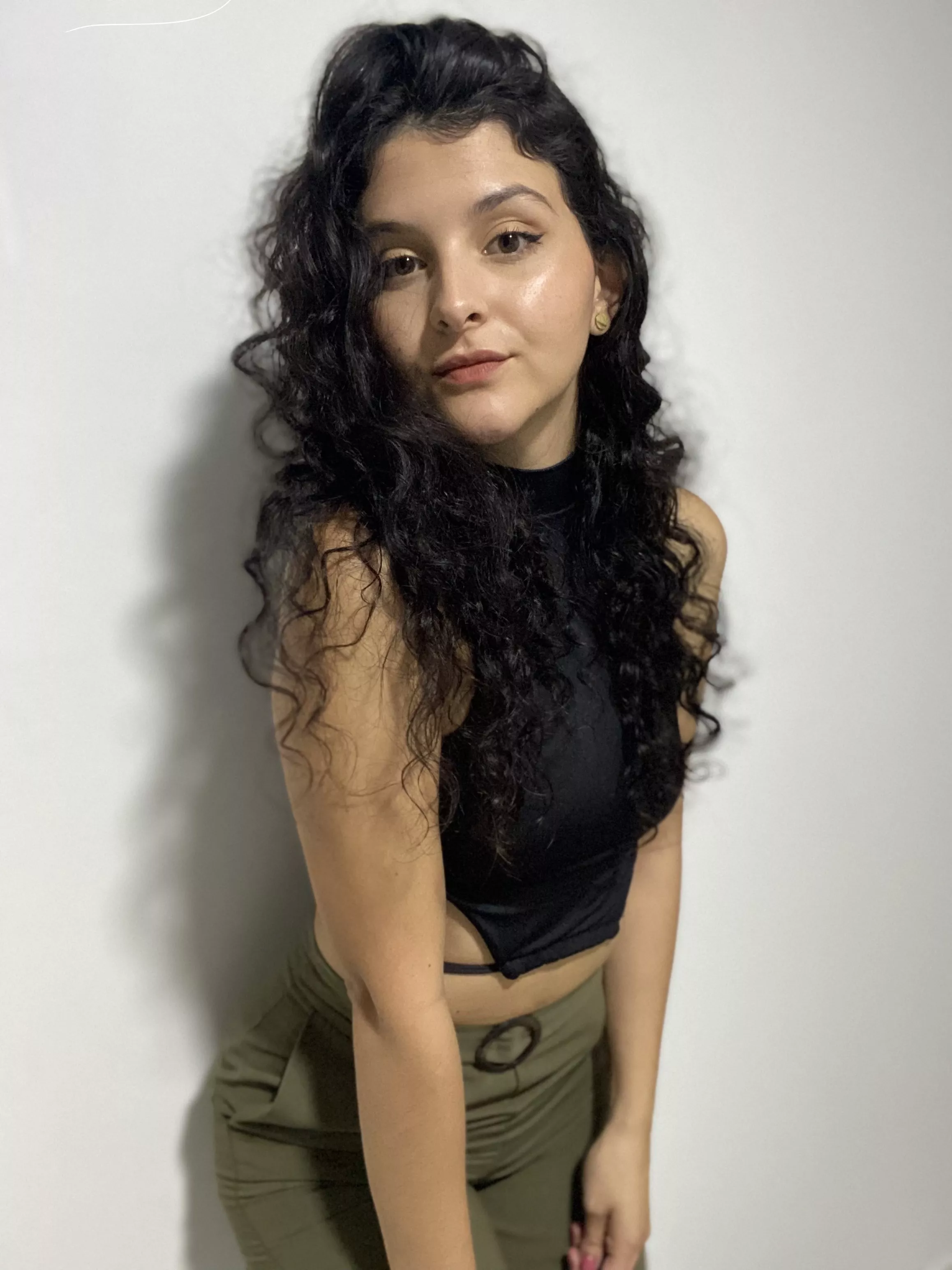 Are you to older or younger girls? 😋