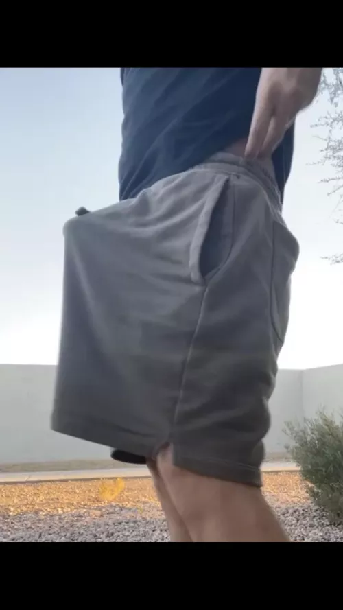 Bulging outside, pm if you trade pubic vids. Hung +++