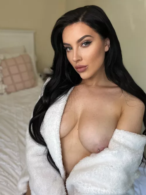 Cheeky nips lip for you