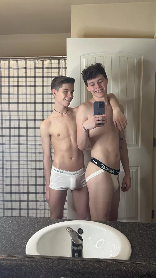 Cum hang with us😏