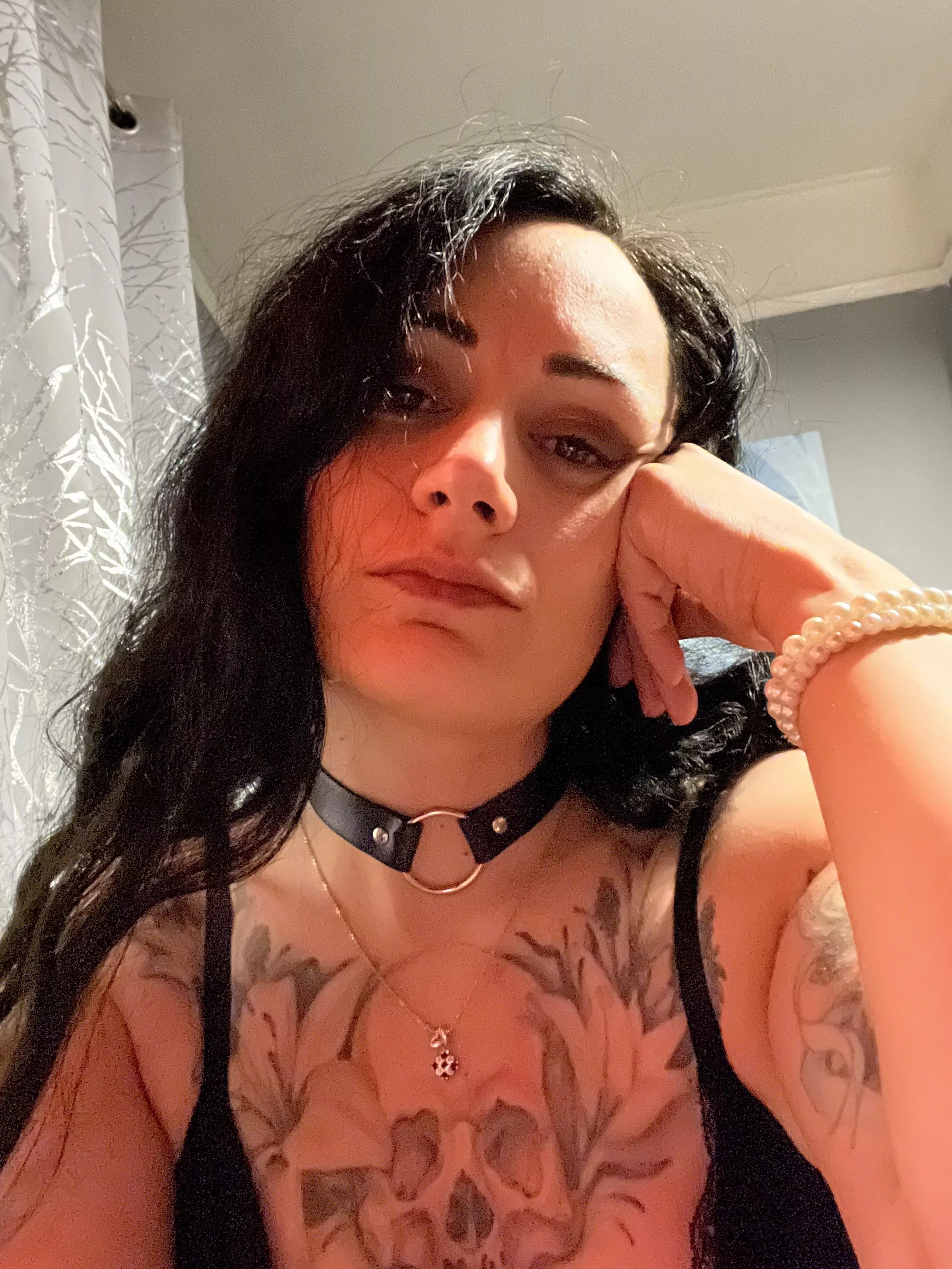 Daydreaming about filthy things again 🖤