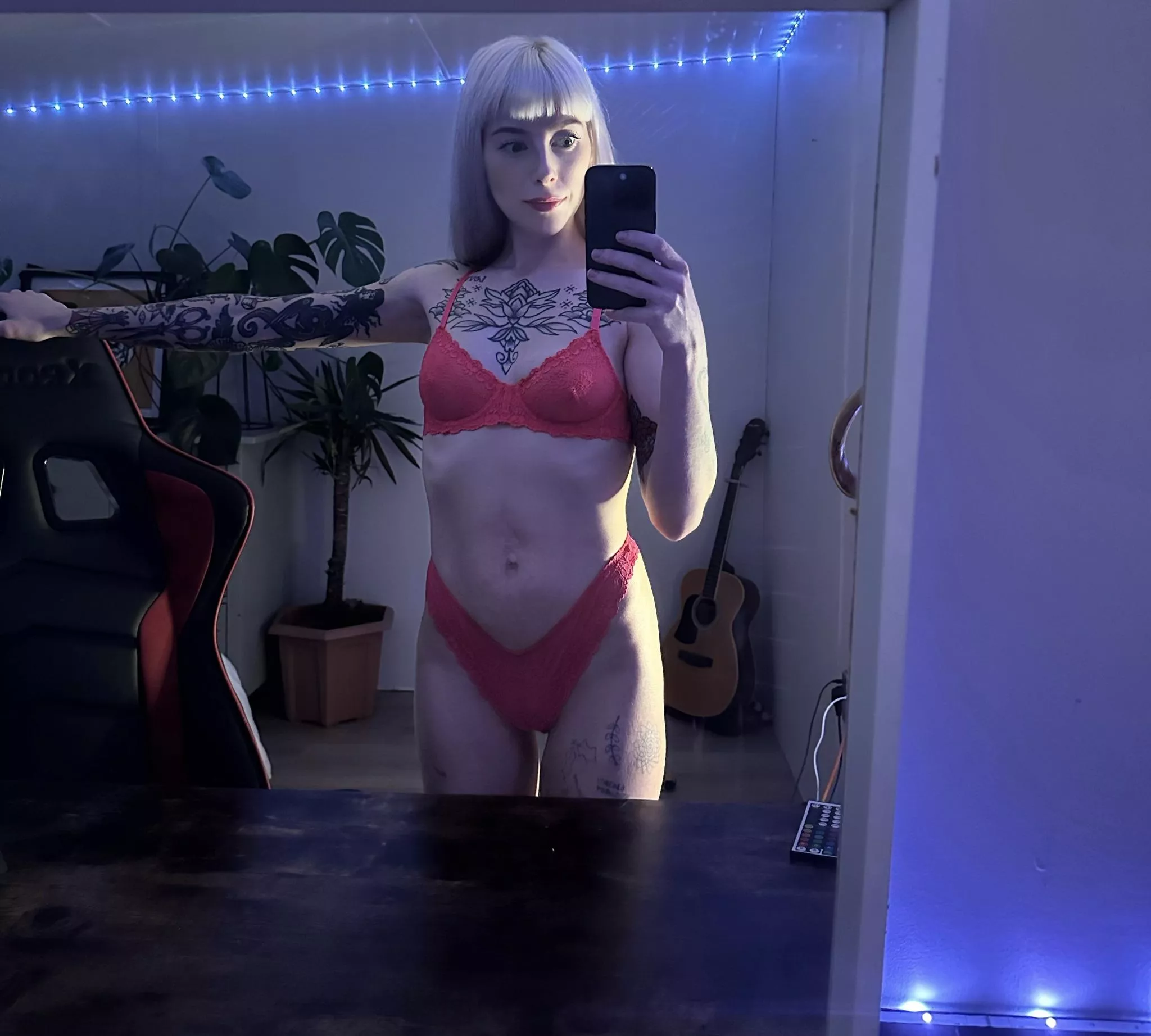 Do you like what i'm wearing? or not wearing..