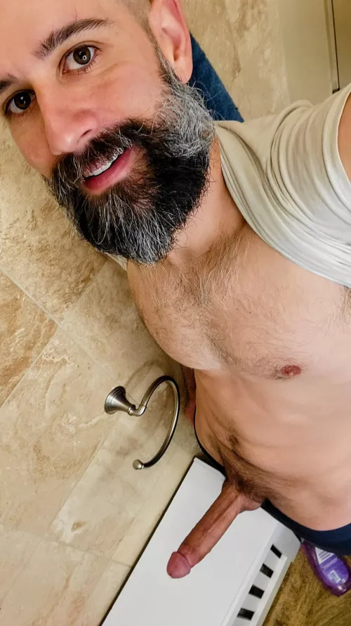 don't usually do face pics, might delete... thoughts? [39]