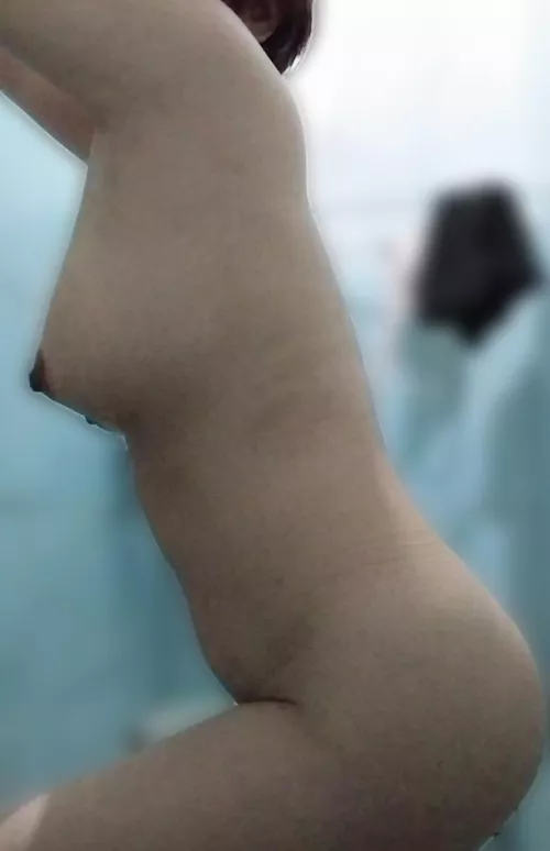 (F) another shower pic..