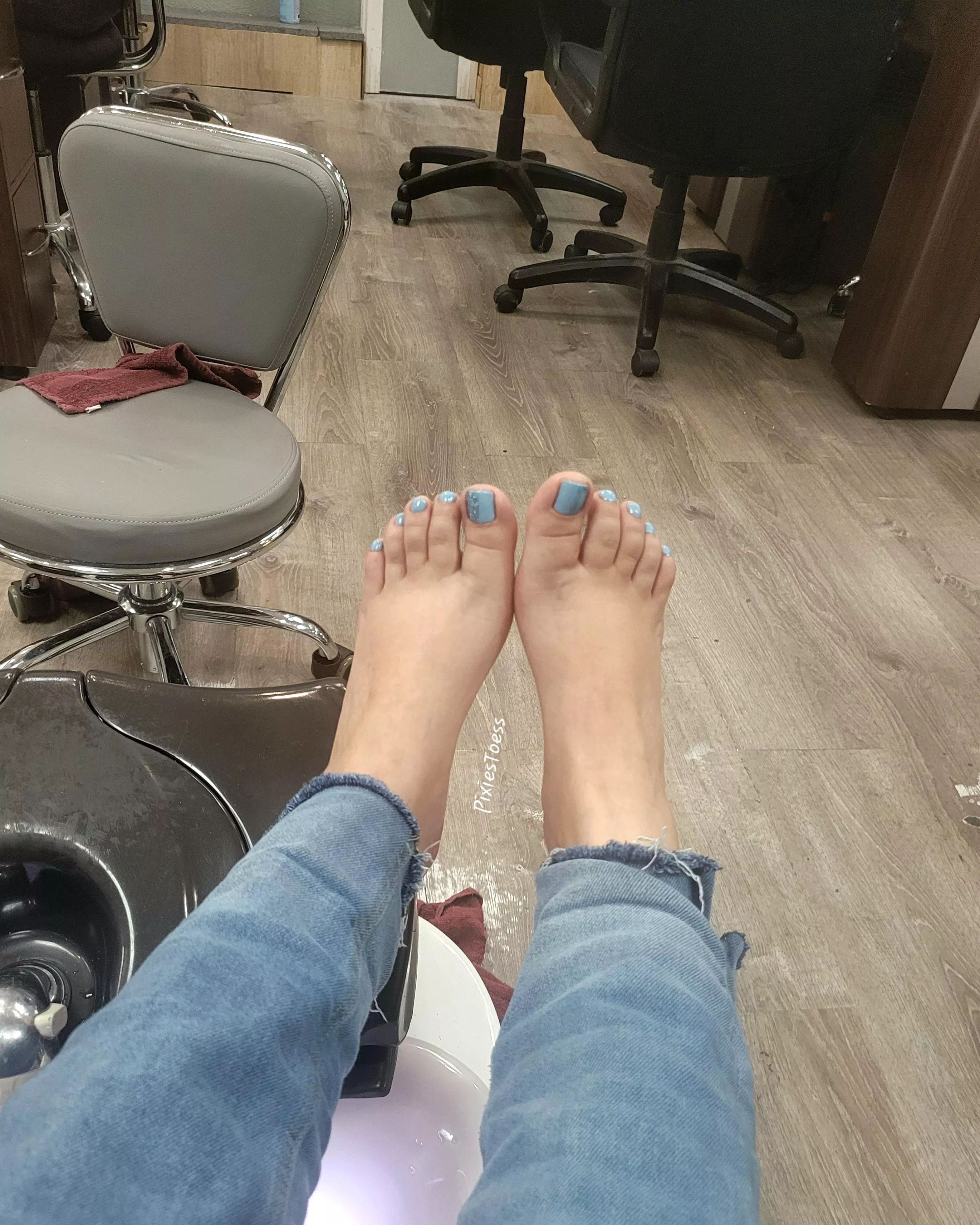 Feel my new color nails and soft feet on your face.