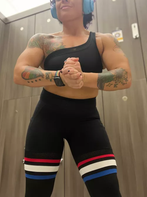 Gettin’ my flex on 💪