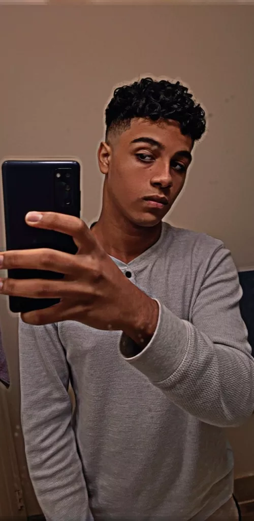 Hi I'm new here ☺️