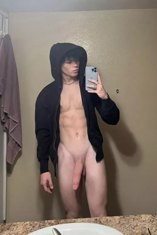 Hmu I’m sooo horny